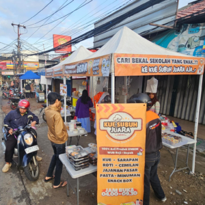 Bantusaha bangun Lapak Kue Subuh Juara